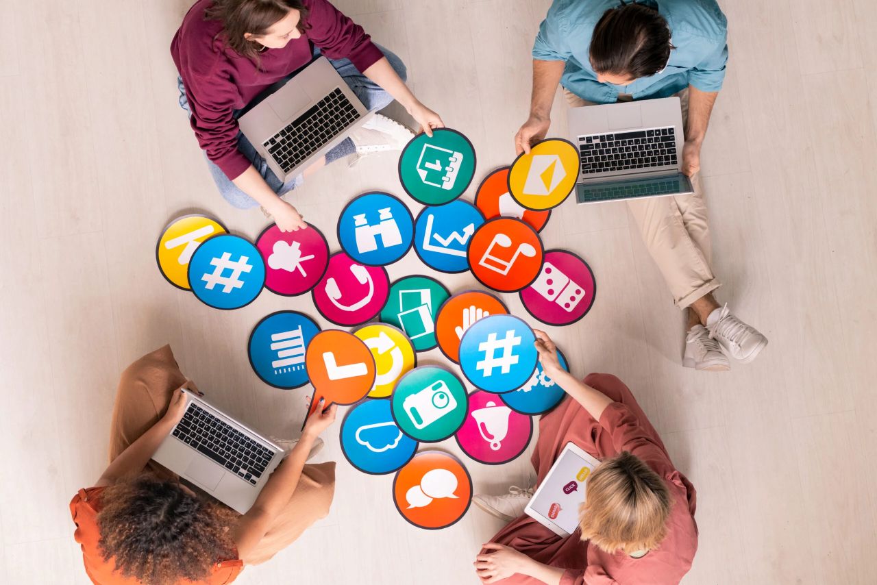 declino pubblicazioni social media
