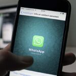 WhatsApp continua a essere una delle piattaforme di messaggistica più utilizzate in Italia e nel mondo, grazie anche a un sistema di crittografia end-to-end